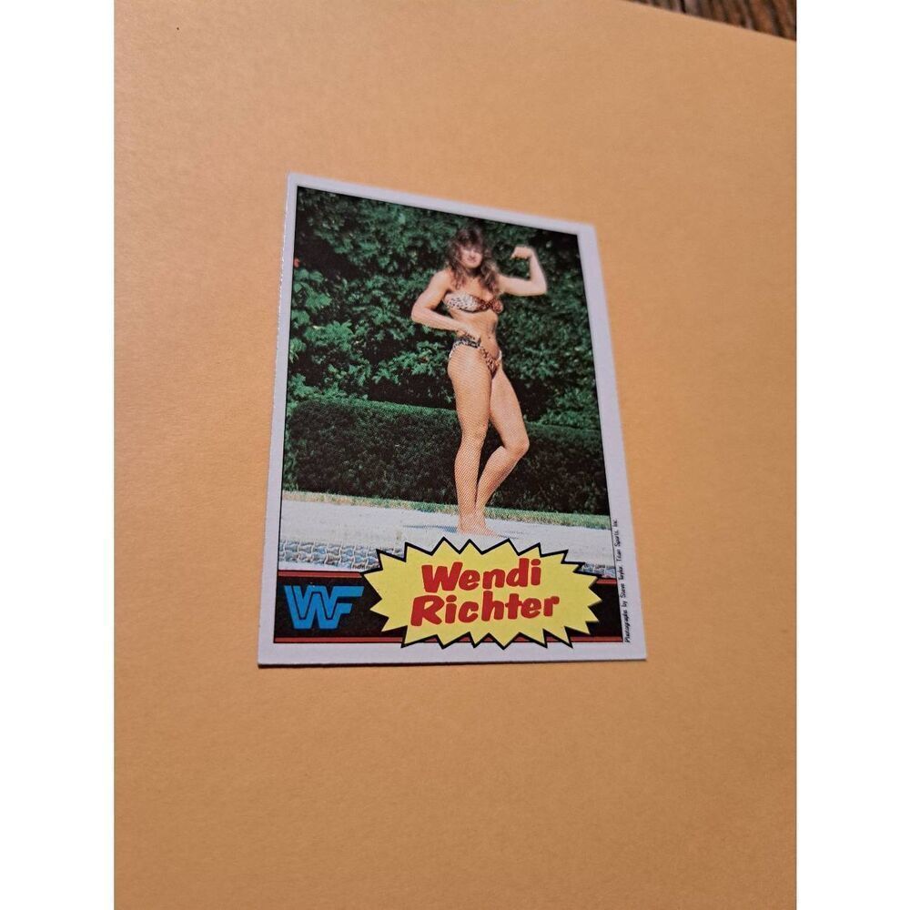 Vintage 1985 WWF Trading Card #8 Wendy Richter Women’s Champion Cyndi Lauper
